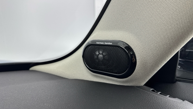 MINI Hatchback 1.5 Cooper Classic 3dr Auto Petrol Hatchback